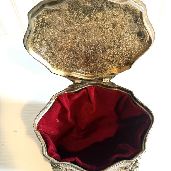 Vintage Silver Plate Hinged Jewelry Trinket Box Lion Crest & Feet Int'l Silver - Picture 13 of 15